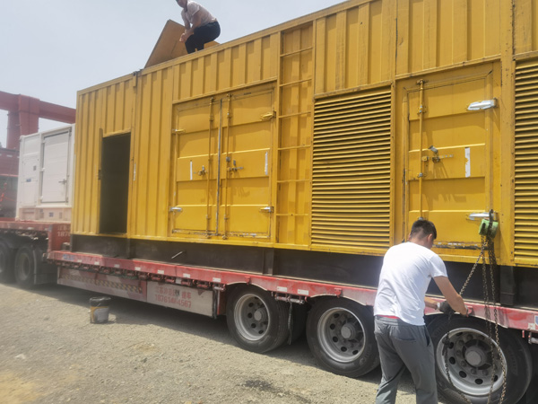 洮南除了负载情况和发动机维护，还有哪些因素会影响 200kw 柴油发电机的油耗？