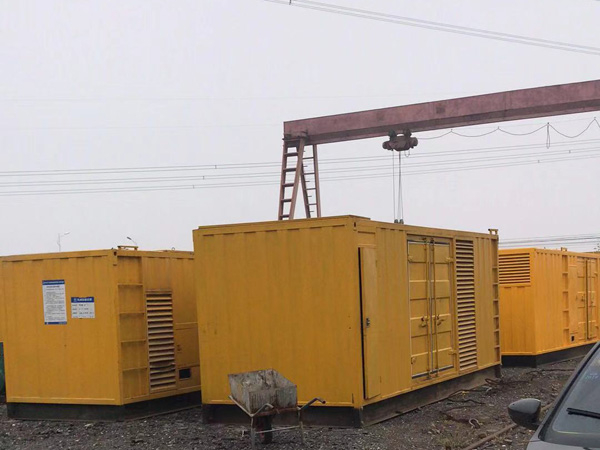 洮南100kw柴油发电机组每小时油耗？