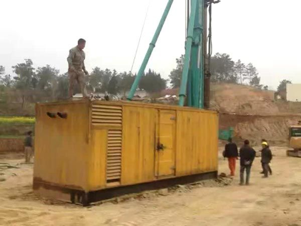 洮南如何判断水冷式机油散热器密封件是否需要更换？